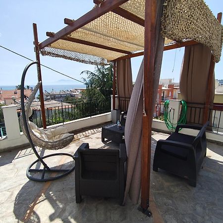Néa Péramos Seagull Apartments מראה חיצוני תמונה