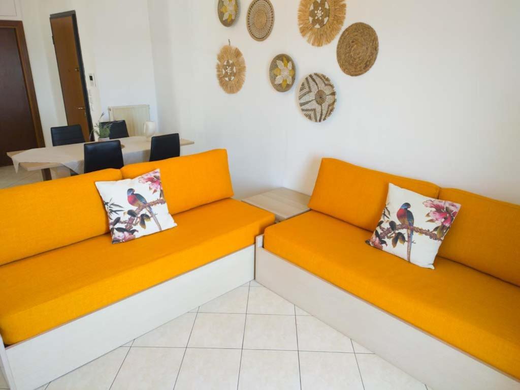 Néa Péramos Seagull Apartments מראה חיצוני תמונה